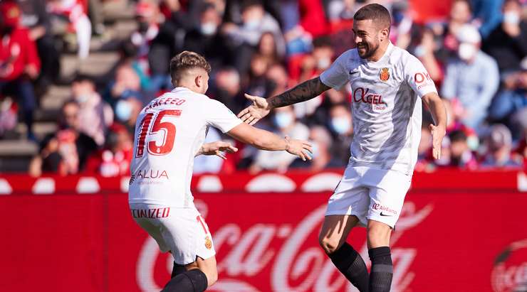 Vào! Jaume Jaume chuyền cho Daniel Rodriguez (Mallorca) với một quả tạt hoàn hảo, người không gặp khó khăn để đánh đầu vào lưới trống. Tỉ số là 1:1.