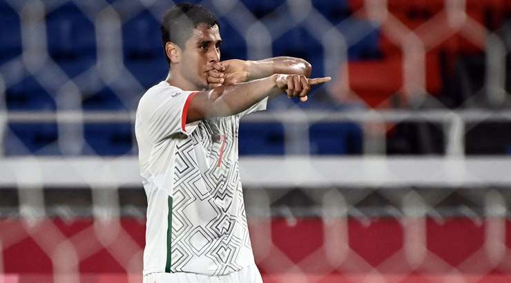 Vào! Alexis Vega thực hiện một quả tạt bổng chính xác vào vòng cấm. Luis Romo (Mexico) đón bóng và dứt điểm gọn gàng vào góc thấp bên phải khung thành. Tỉ số đã được thay đổi thành: 1:2.