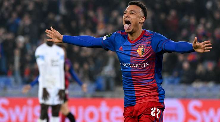 Sebastiano Esposito có một đường căng ngang xuất sắc vào trong vòng cấm. Dan Ndoye (Basel) đón bóng và đánh đầu từ cự li gần vào góc phải phía dưới, đánh bại thủ môn Steve Mandanda. Một tình huống thể hiện sự nhạy bén cũng như khả năng dứt điểm thượng hạng. Tỉ số là 1:0.