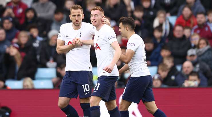 Dejan Kulusevski (Tottenham) có một pha đi bóng độc diễn tuyệt vời và dứt điểm từ trong vòng cấm, đánh bại thủ môn Emiliano Martinez với một cú sút vào góc phải phía dưới. Tỉ số bây giờ là: 0:2.