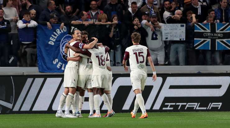 Vàoo! Ederson Ederson (Salernitana) ghi bàn với một cú sút trong vòng cấm sau khi đón một đường chuyền bằng đầu từ Milan Djuric. Anh ấy thay đổi tỉ số thành 0:1.