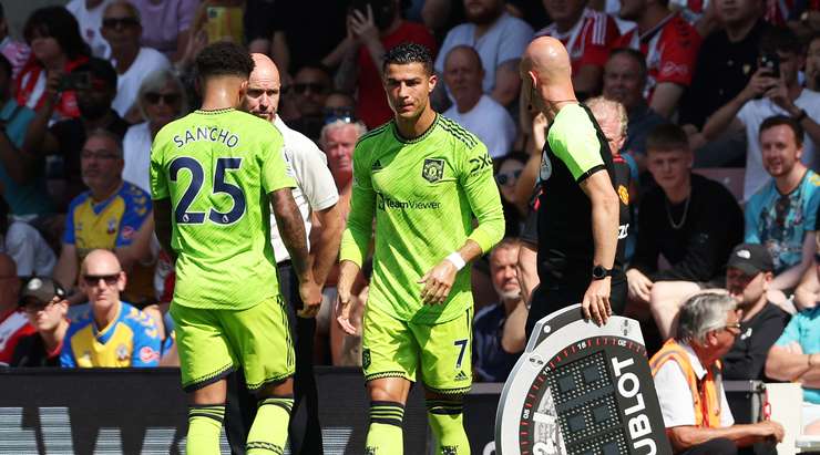Erik ten Hag quyết định có sự thay đổi. Cristiano Ronaldo (Manchester United) thay thế Jadon Sancho.