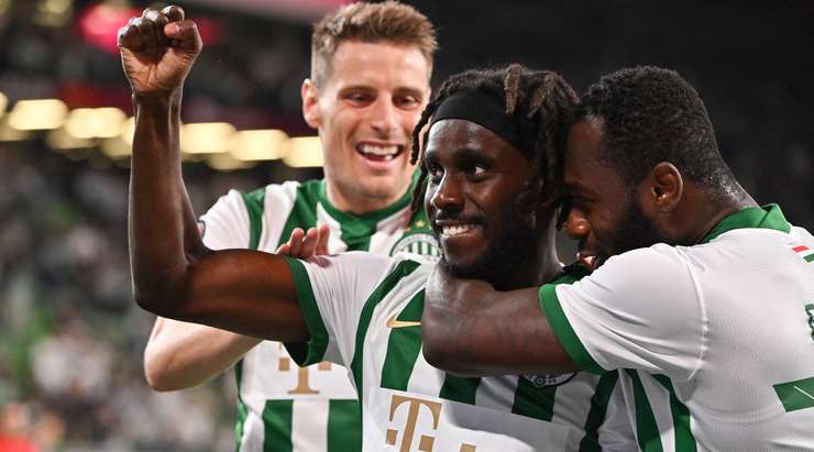 Balint Vecsei thực hiện một quả tạt rất tốt cho Tokmac Chol Nguen (Ferencvaros), người đã tìm thấy khoảng trống trong vòng cấm để đưa bóng vào lưới.