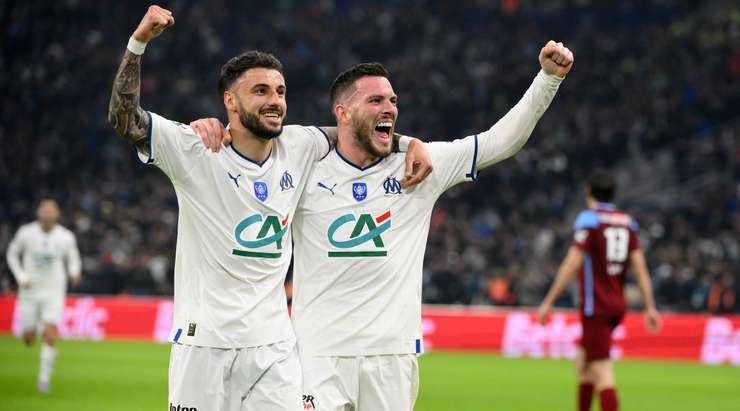 Jordan Veretout (Marseille) nhận một đường chuyền sát thủ, đặt anh vào thế đối mặt với thủ môn và anh đã ghi bàn với một cú sút căng vào góc thấp bên phải khung thành. Một cú dứt điểm tuyệt đẹp.