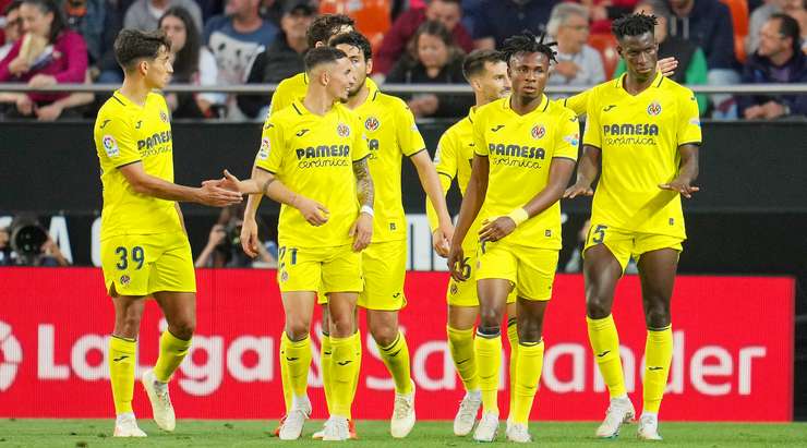 Vào! Nicolas Jackson (Villarreal) chớp cơ hội sau một tình huống bóng bật ra trong vòng cấm và đánh bại thủ môn với một cú sút vào góc cao bên phải. Tỉ số đã được nâng lên: 0:1.